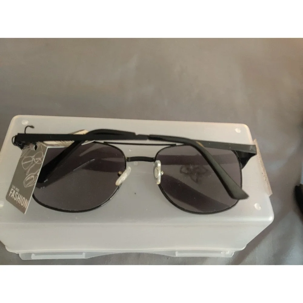 Fashion Black Aviator Sunglasses UV400 Protection Metal Frame Double Bridge NEW
